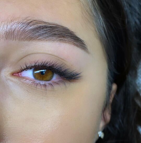 Поресничное наращивание