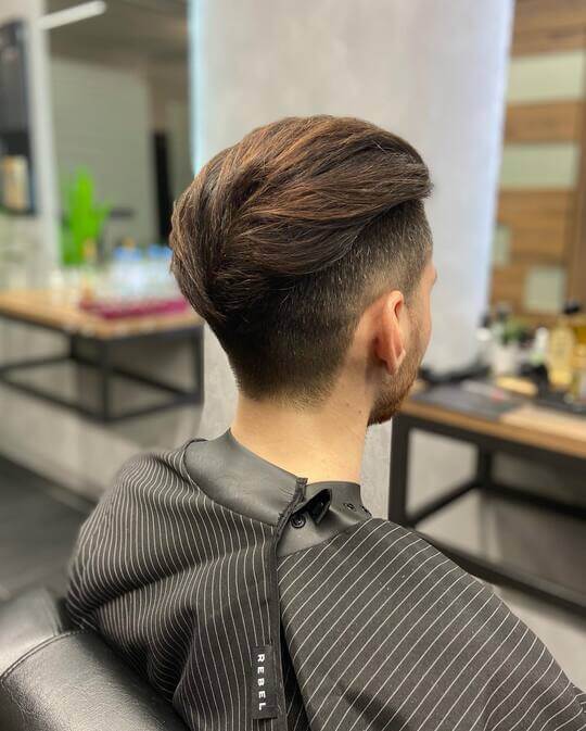 Андеркат вид сзади