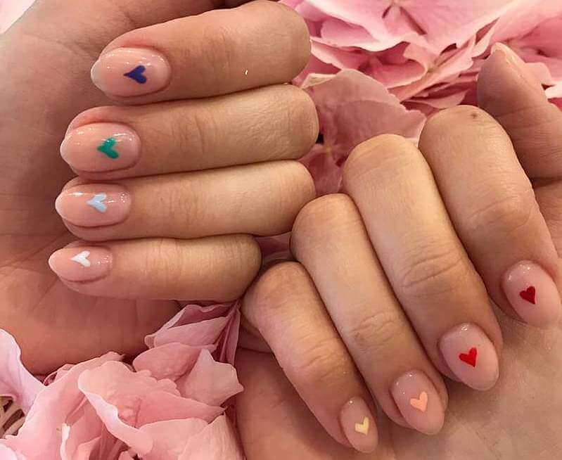 Сердечки в виде цветной подложки